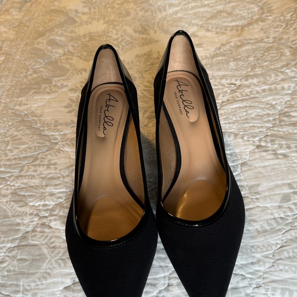 NWOT Abella True Comfort Heels 2in” - Black - 9 - Picture 2 of 9